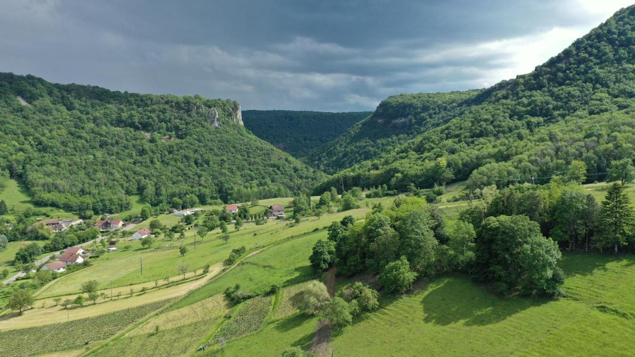 Domaine De Bellevue Gite Du Mont Poupet Marnoz Eksteriør bilde